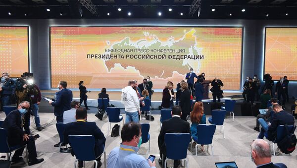 Ежегодная пресс-конференция президента РФ В. Путина - Sputnik Латвия