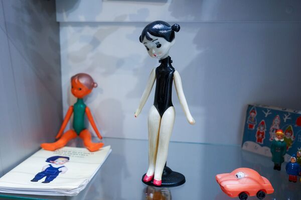 Тайна двух Буратино: в Риге открылся уникальный музей игрушек - Sputnik Латвия