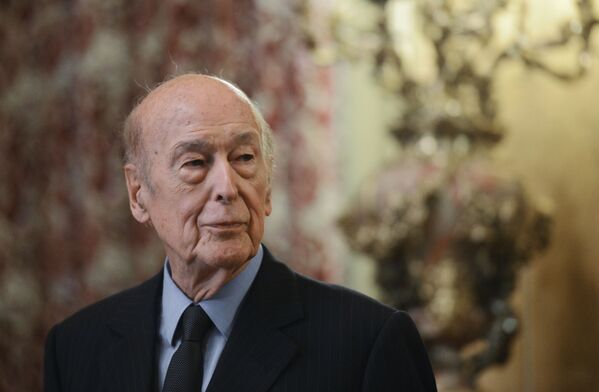 Экс-президент Франции Валери Жискар д'Эстен умер 2 декабря в возрасте 94 лет - Sputnik Латвия