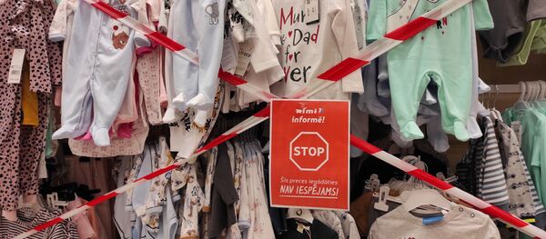 Запрещённые к продаже товары в супермаркете Rimi Запрещённые к продаже товары в супермаркете Rimi - Sputnik Латвия