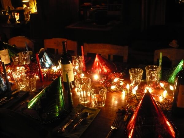 Российские телеканалы рассказали, что покажут в новогоднюю ночь - Sputnik Латвия