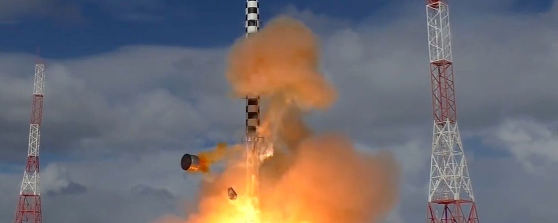 Запуск ракеты «Сармат» с космодрома «Плесецк» - Sputnik Латвия, 1920, 31.03.2021