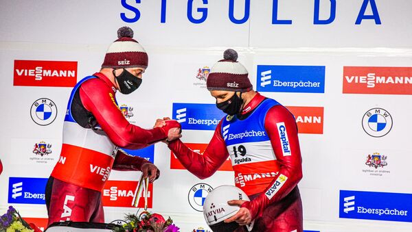 Андрис Шицс и Юрис Шицс на чемпионате Европы по санному спорту в Сигулде - Sputnik Латвия