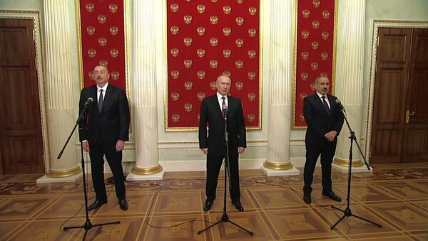 Чем закончилась новая встреча Путина, Алиева и Пашиняна по Карабаху - Sputnik Латвия