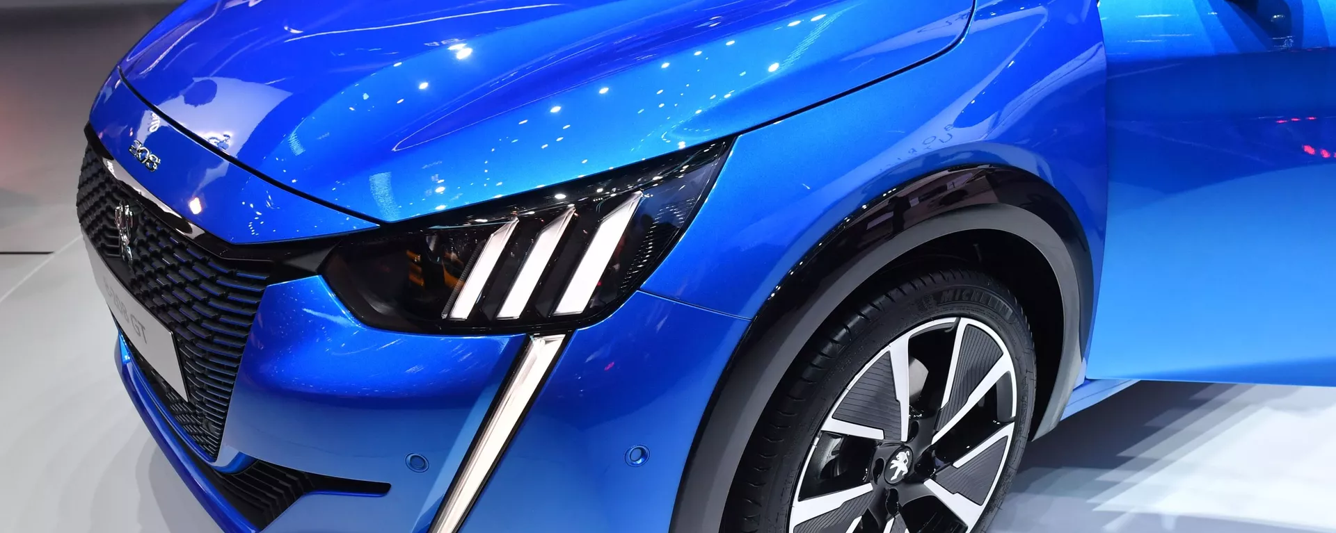 Международный Женевский автосалон. Peugeot 208  - Sputnik Латвия, 1920, 13.04.2025