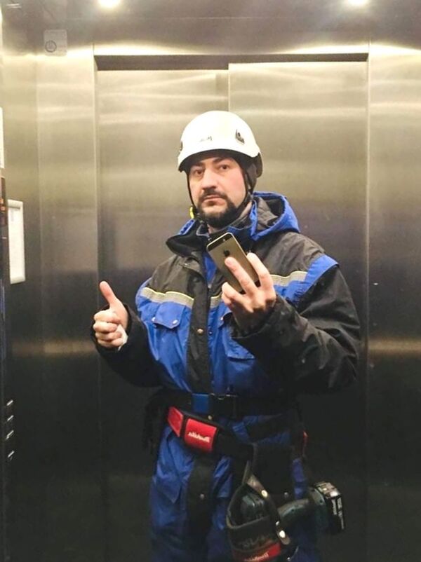 Наш сервис только для граждан: в Риге фирма отказалась обслуживать негражданина Латвии Наш сервис только для граждан: в Риге фирма отказалась обслуживать негражданина Латвии - Sputnik Латвия