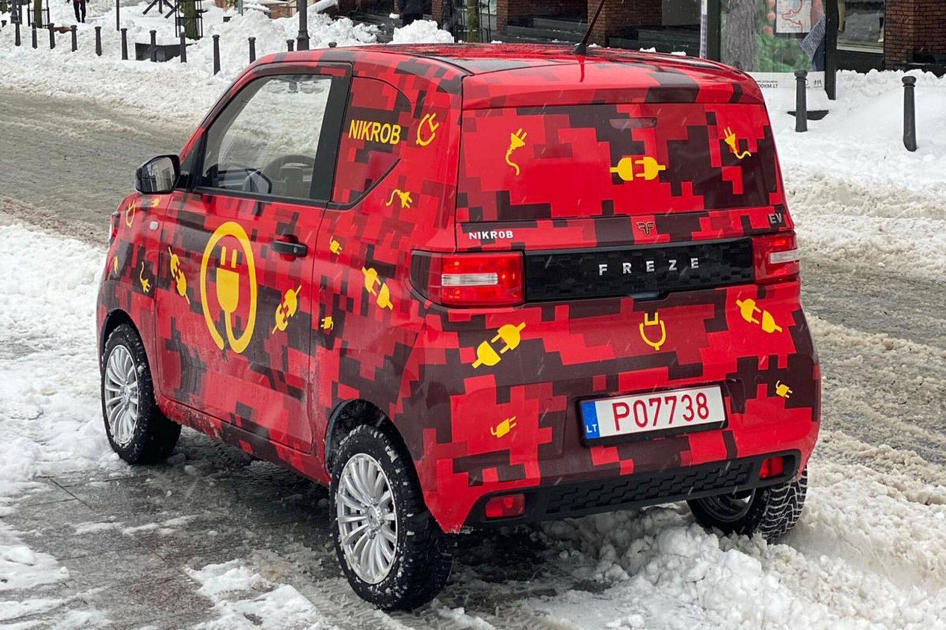 Компания из Латвии сделала самый дешевый в Европе электрокар - Sputnik Латвия, 1920, 02.02.2021