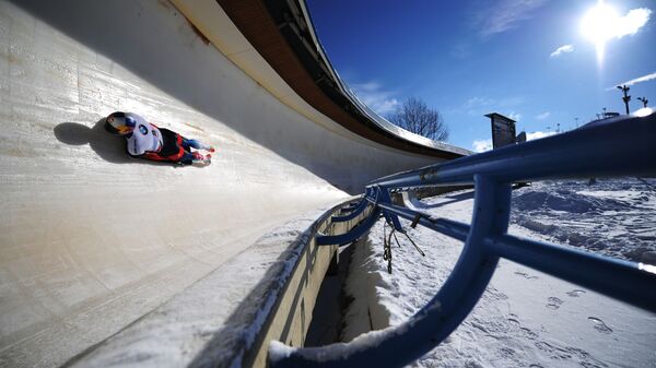 Скелетонист на трассе - Sputnik Латвия