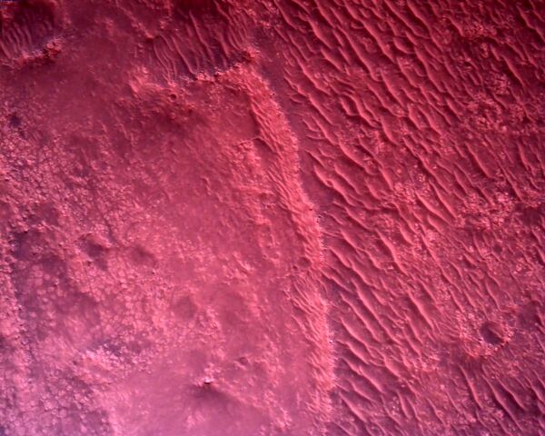 Поверхность Марса, снятая исследовательским аппаратом NASA Perseverance Mars Rover - Sputnik Латвия