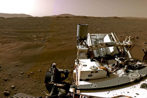 Марсианский пейзаж, снятый марсоходом Perseverance - Sputnik Латвия