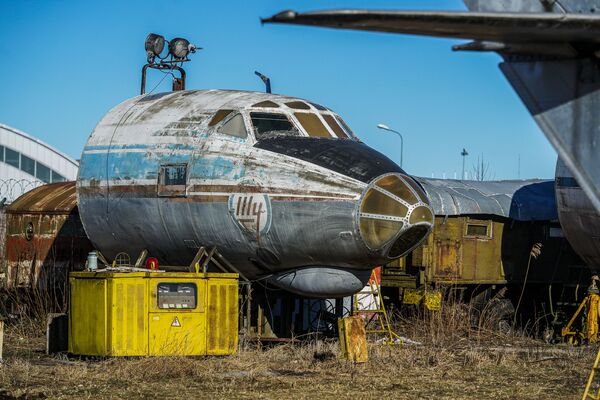 Кабина советского пассажирского самолета Ту-124 - Sputnik Latvija