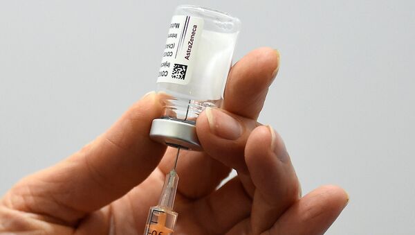 Вакцина от COVID-19 производства компании AstraZeneca - Sputnik Латвия