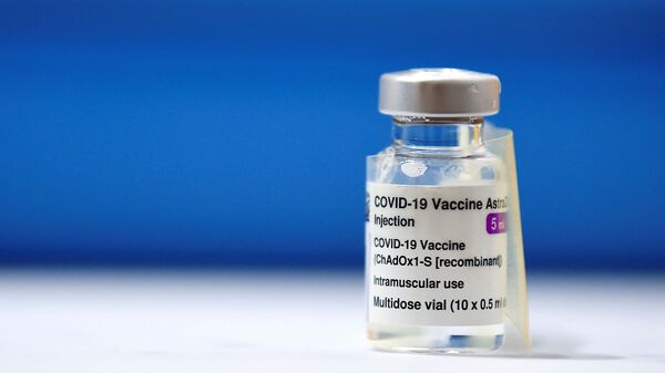 Вакцина от COVID-19 производства компании AstraZeneca - Sputnik Латвия