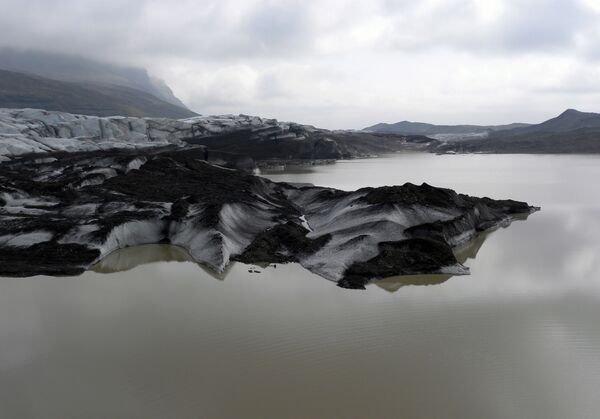 Крупнейший ледник Исландии Ватнайёкюдль - Sputnik Латвия