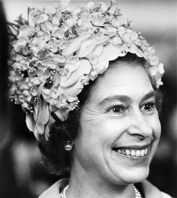 Королева Великобритании Елизавета II в 1972 году - Sputnik Латвия