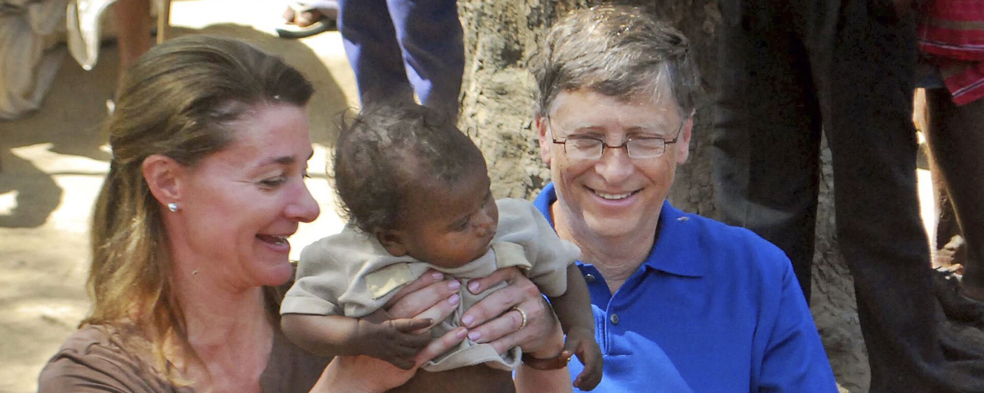 Билл Гейтс с супругой Мелиндой в Индии, 2011 год - Sputnik Латвия, 1920, 05.05.2021