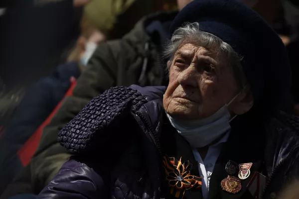 Viņu vidū bija arī Lielā Tēvijas kara veterāni Viņu vidū bija arī Lielā Tēvijas kara veterāni - Sputnik Latvija