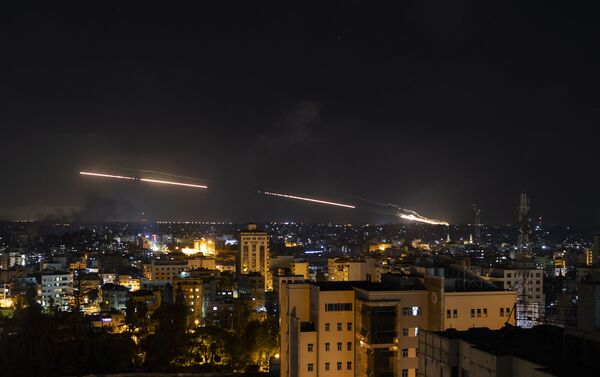 Ракеты запущены из сектора Газа в сторону Израиля - Sputnik Латвия