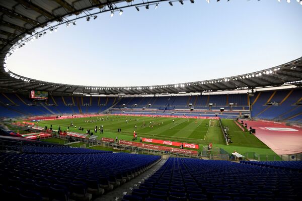В этот раз Евро пройдет на 11 площадках в 11 странах.На фото Олимпийский стадион в Риме, где состоится открытие чемпионата. - Sputnik Латвия