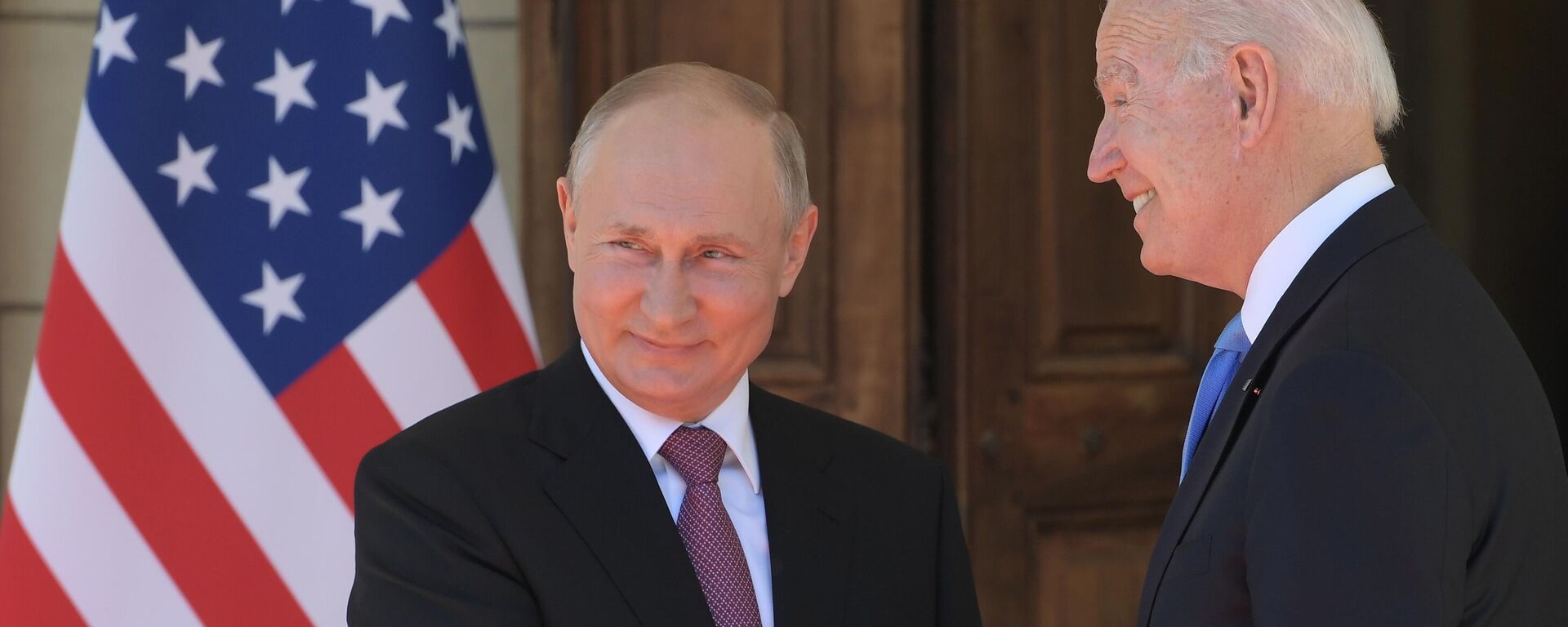 Встреча президентов России и США Владимира Путина и Джо Байдена в Женеве - Sputnik Латвия, 1920, 01.11.2021