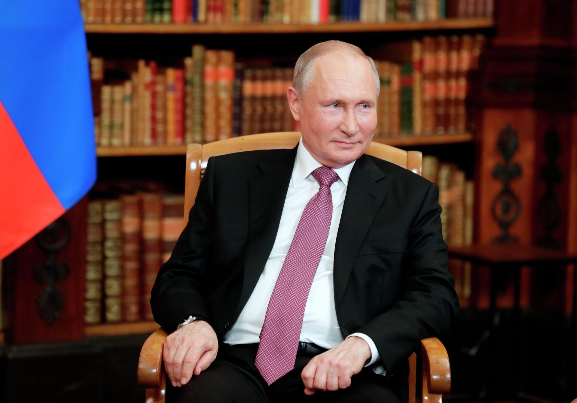 Президент РФ Владимир Путин во время встречи с президентом США Джо Байденом в Женеве - Sputnik Латвия, 1920, 16.06.2021