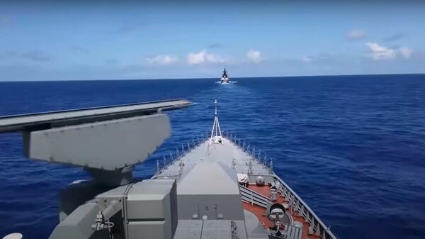 Минобороны РФ показало учения по уничтожению авианосца в Тихом океане - Sputnik Латвия