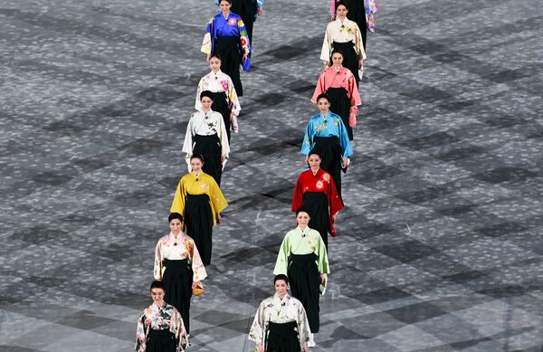 Торжественная церемония закрытия XXXII летних Олимпийских игр в Токио на Национальном олимпийском стадионе. - Sputnik Латвия