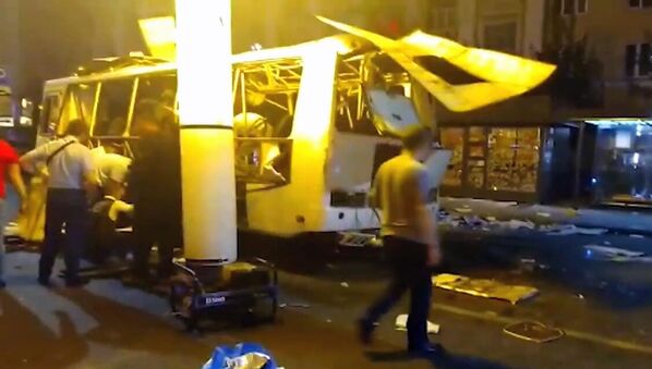 Очевидцы сообщают о громком взрыве большой силы, который раздался внутри автобуса. - Sputnik Латвия