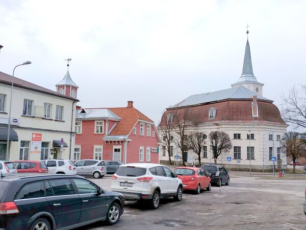 Трагедия на границе: латыши сидят без врачей в Валге, эстонцы - без дешевой водки в Валке - Sputnik Латвия