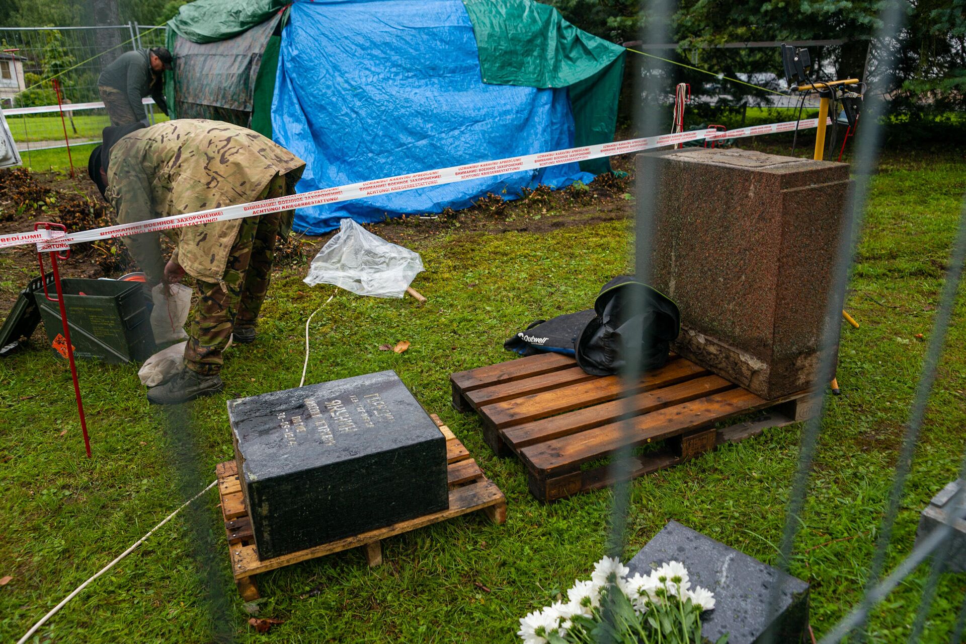 В Мадоне начались эксгумационнные работы на могиле генерал-майора Николая Петровича Якунина - Sputnik Латвия, 1920, 26.08.2021