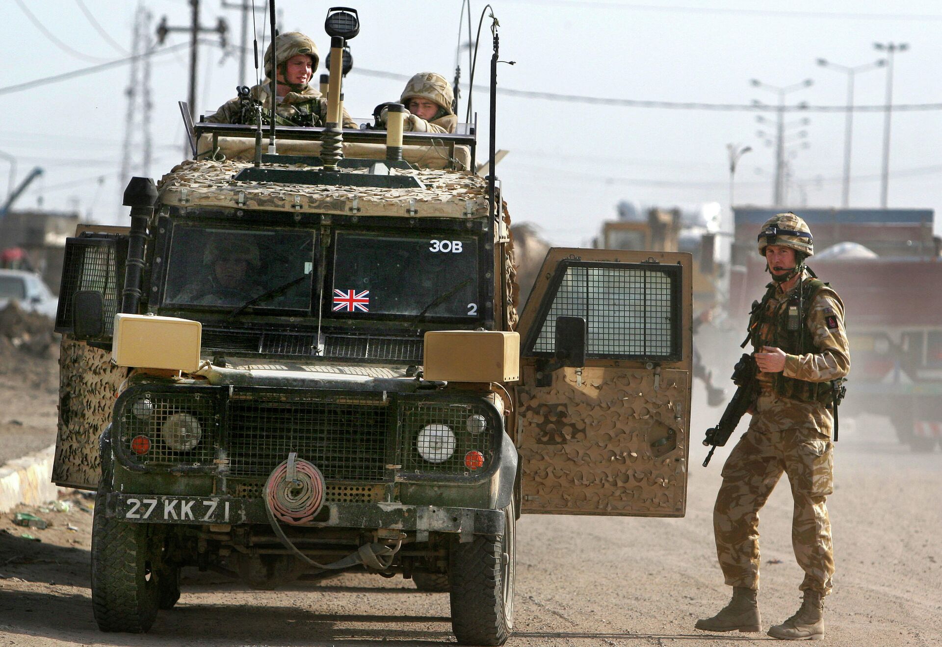 Британские военные патрулируют территорию в городе Басра, Ирак - Sputnik Latvija, 1920, 05.11.2021
