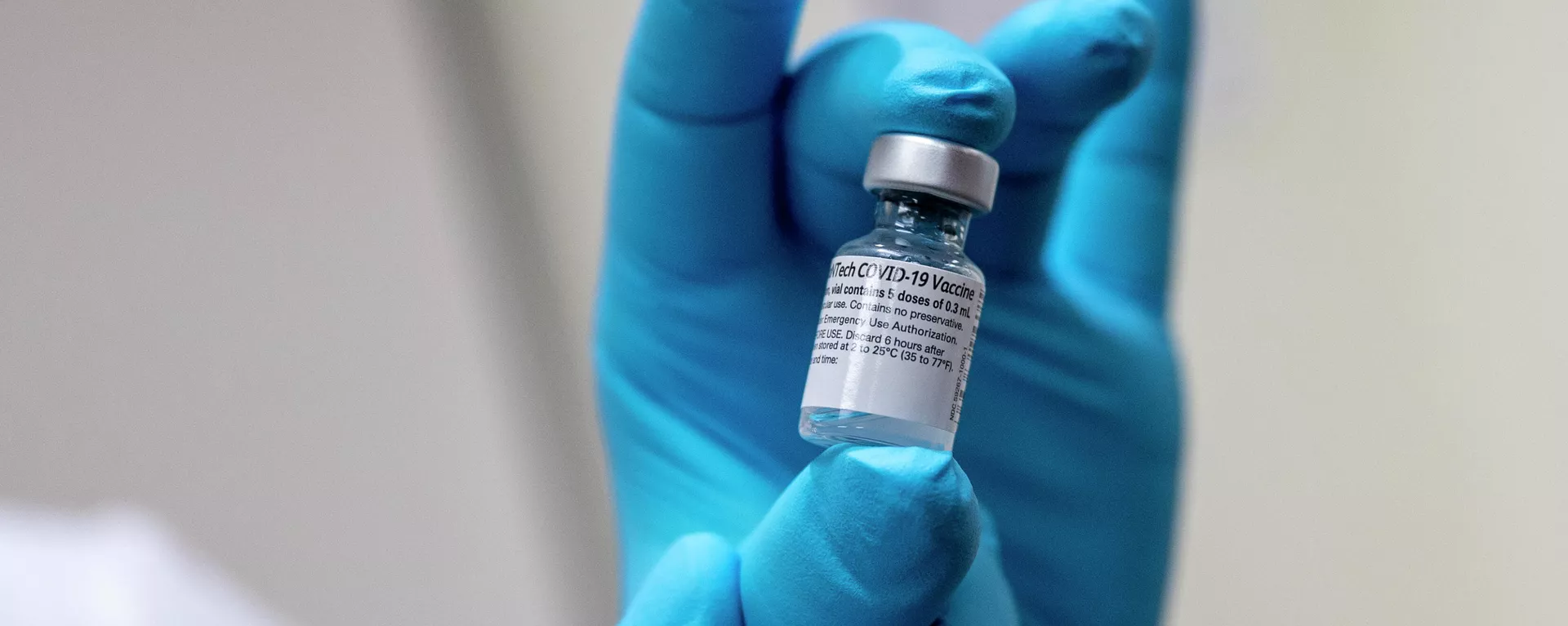 Вакцина Pfizer/BioNTech против COVID-19 - Sputnik Латвия, 1920, 10.01.2022