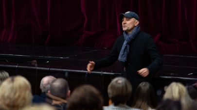 Режиссер и худрук Рижского русского театра им. М. Чехова Сергей Голомазов