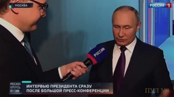 Klausīšos prezidentu...: Putins pajokoja par Jaunā gada svētkiem - Sputnik Latvija