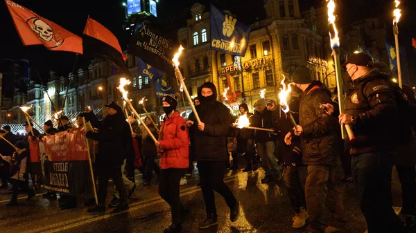 Nacionālistu gājiens Kijevā   - Sputnik Latvija
