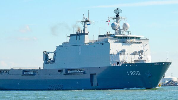 Десантный корабль-док HNLMS Rotterdam ВМС Нидерландов - Sputnik Латвия