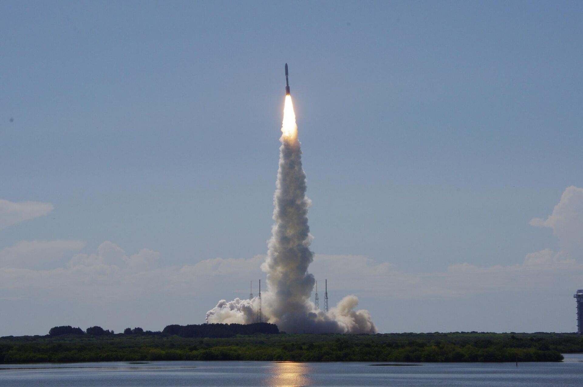 Запуск спутника связи MUOS-5 на ракете-носителе Atlas V. Июнь 2016 - Sputnik Latvija, 1920, 08.03.2022