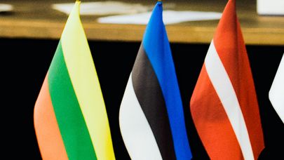 Флаги Литвы, Эстонии и Литвии