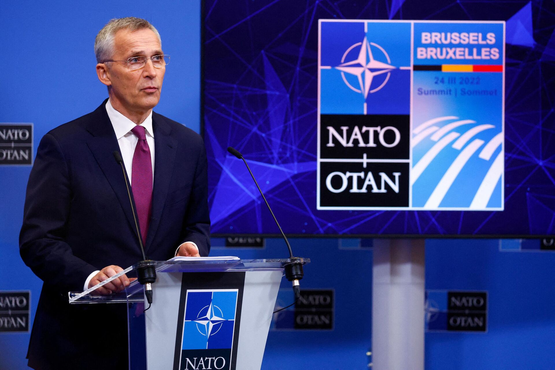 Генеральный секретарь НАТО Йенс Столтенберг выступает на саммите в Брюсселе, 24 марта 2022 года   - Sputnik Латвия, 1920, 24.03.2022