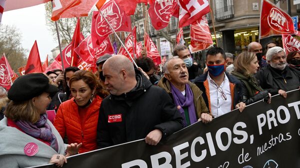 Акция протеста в Мадриде против роста цен на продукты, топливо и другие товары, 23 марта 2022 года  - Sputnik Латвия