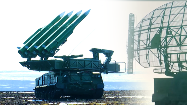 Машины-гиганты в деле: как работают российские Бук и Небо в боевых условиях - Sputnik Латвия