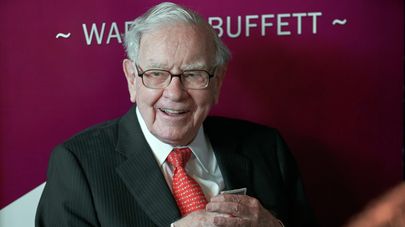 Главный исполнительный директор Berkshire Hathaway Уоррен Баффет после собрания акционеров Berkshire Hathaway в Омахе
