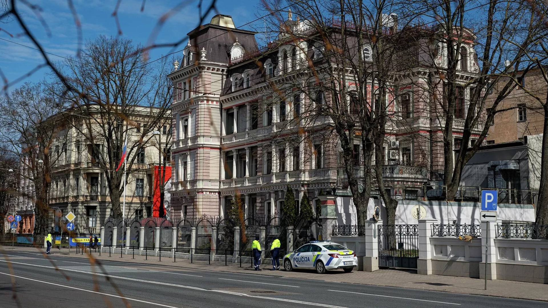 Здание посольства России в Риге
