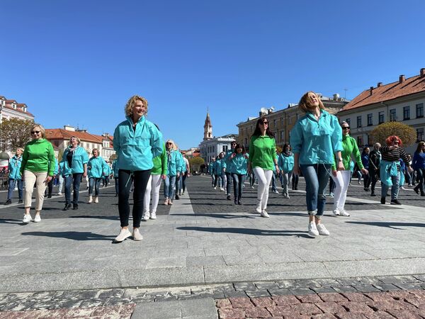 Флешмоб в честь Международного дня танца в Вильнюсе. - Sputnik Латвия