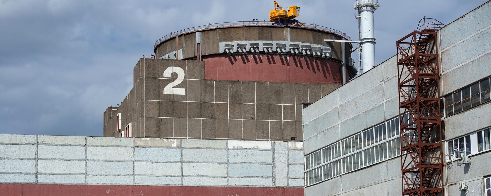 Энергоблок №2 Запорожской АЭС в Энергодаре, 5 мая 2022 года - Sputnik Латвия, 1920, 12.08.2022