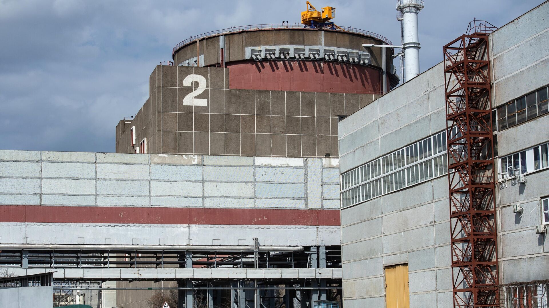 Энергоблок №2 Запорожской АЭС в Энергодаре, 5 мая 2022 года - Sputnik Латвия, 1920, 20.12.2022