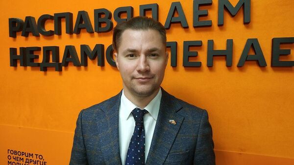 Наблюдатель о референдуме: мы фиксируем угрозы и давление Киева - Sputnik Латвия