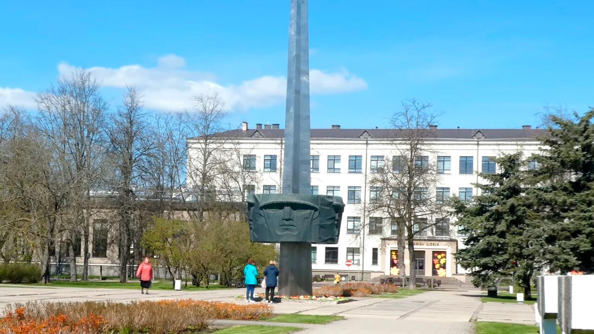 Сквер Славы в Даугавпилсе - Sputnik Латвия, 1920, 07.12.2023