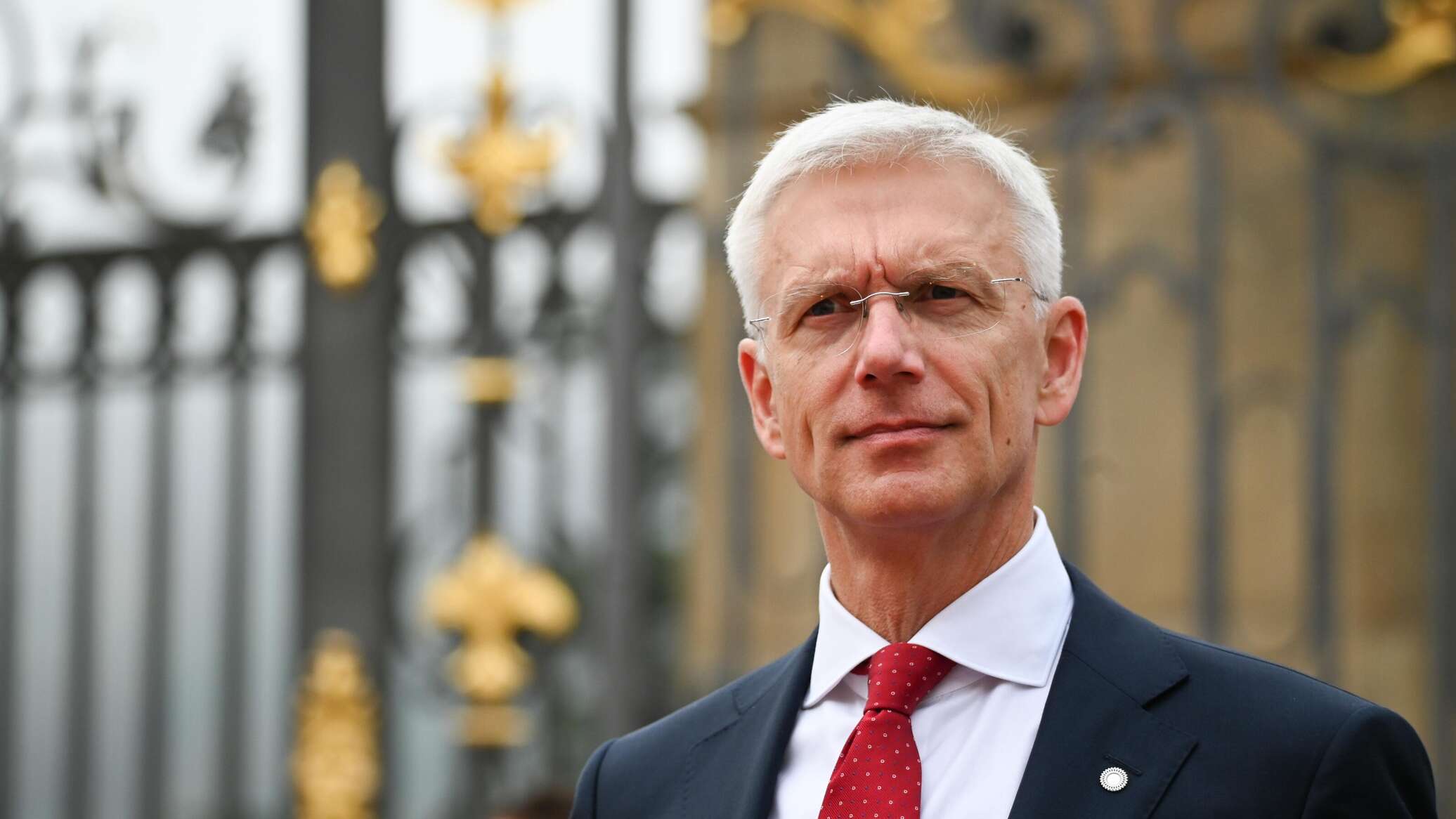 Victory college в сша. кандидаты от республиканской партии сша 2024. кандидаты от республиканской партии сша 2024. кандидаты от республиканской партии сша 2024. десантис сша в футболке.