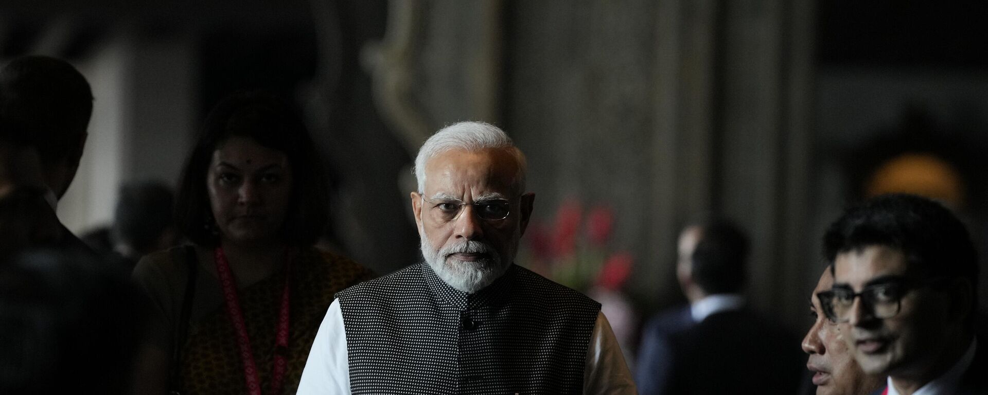 Премьер-министр Индии Нарендра Моди во время саммита G20 на Бали, Индонезия - Sputnik Латвия, 1920, 04.12.2025